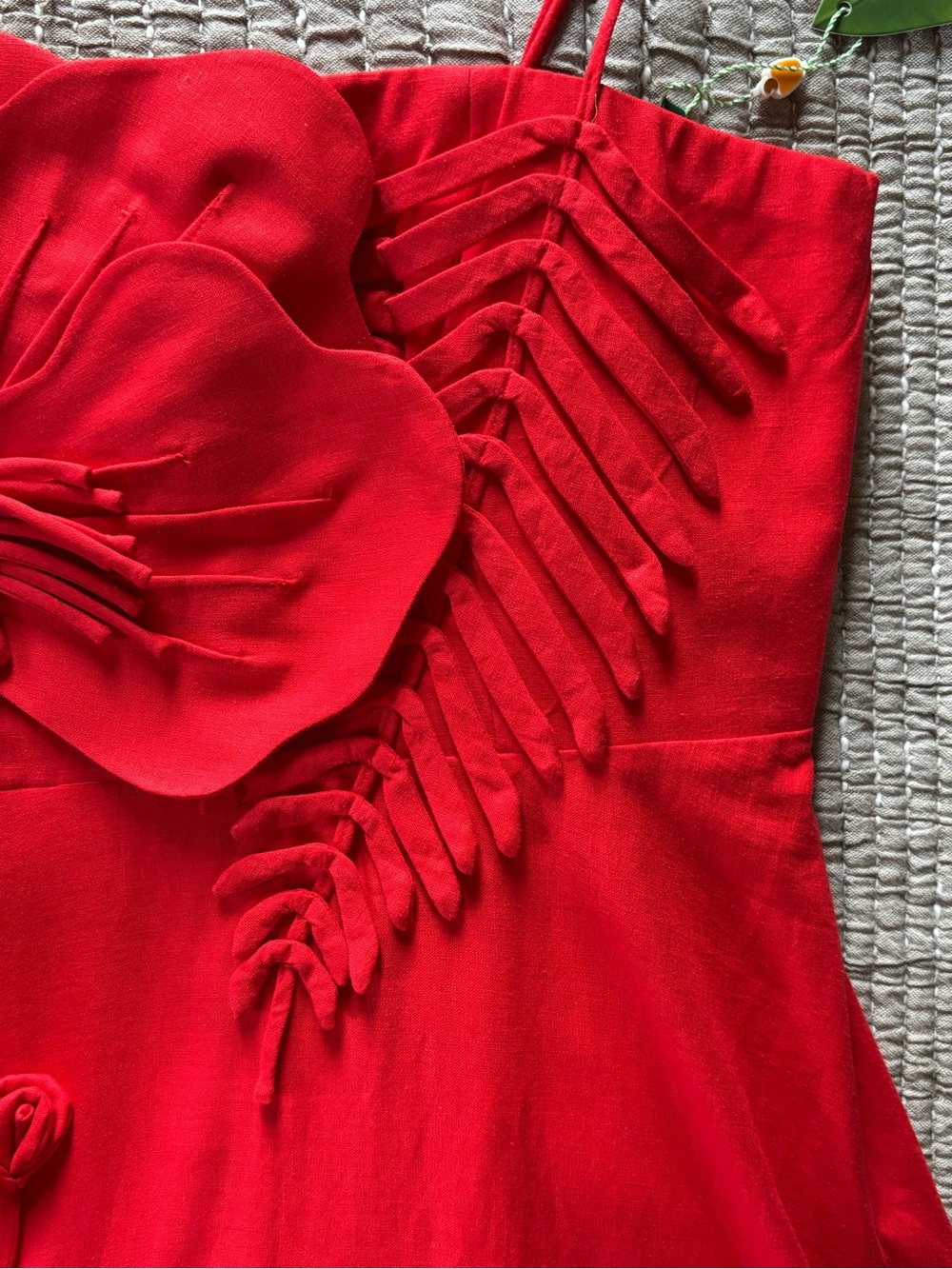 NWT - FARM Rio Garden Appliqué Linen Blend Midi Dress Red - Size: Medium - Picture 7 of 11